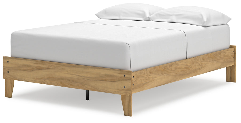 Bermacy Full Platform Bed with Dresser