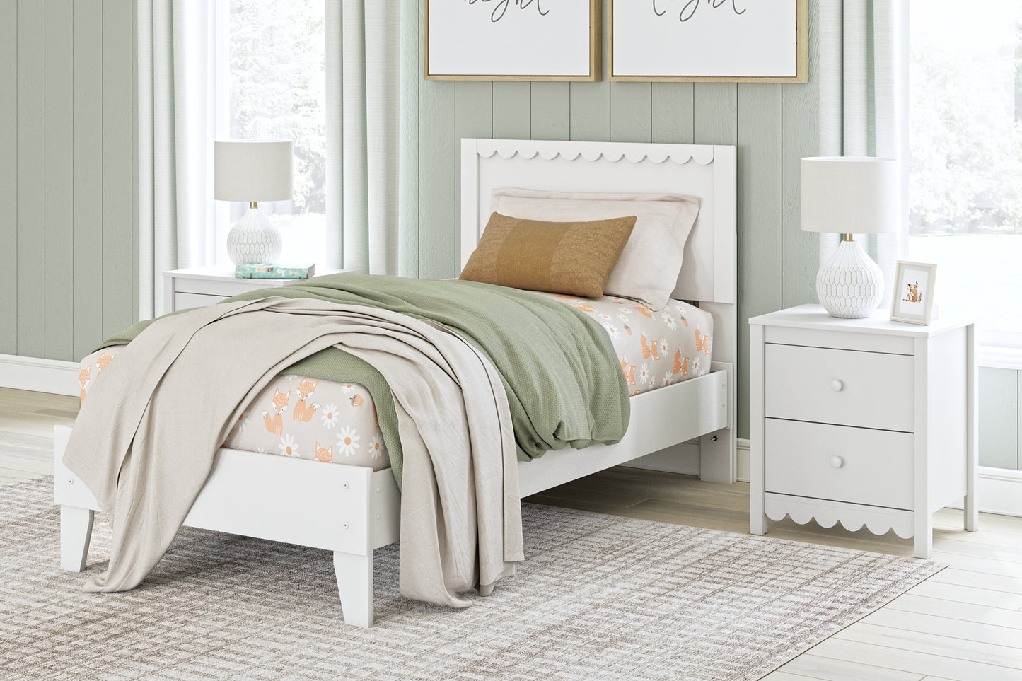 Hallityn Twin Panel Headboard with Dresser and Chest